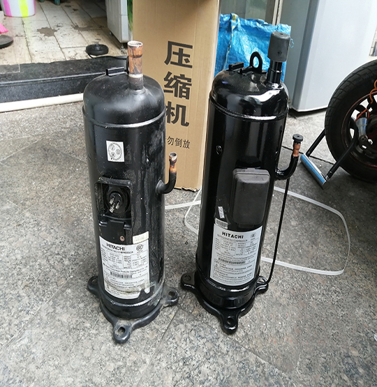 敦煌中央空调压缩机的更换维修